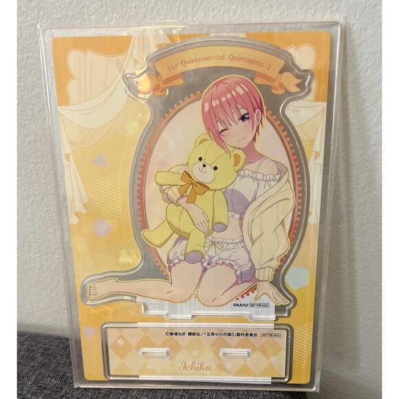 The Quintessential Quintuplets Nakano Ichika Big Acrylic Stand Lucky Can Badge - Picture 1 of 2